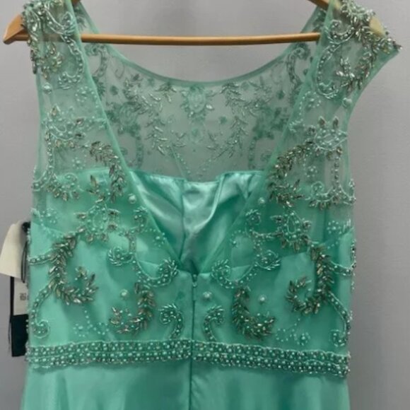 Sherri Hill Formal/Prom Gown Style 50132 NWT Seaform Size 6 - Picture 9 of 9